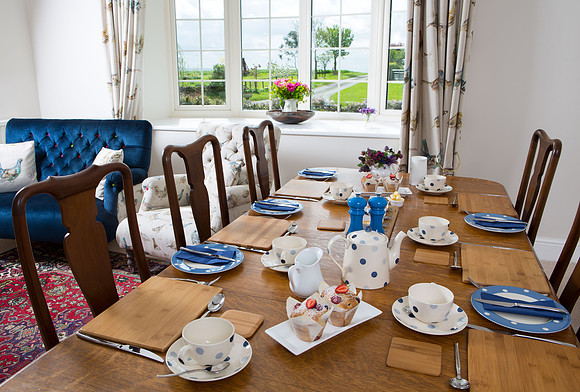 Hall Farm B&B breakfast room