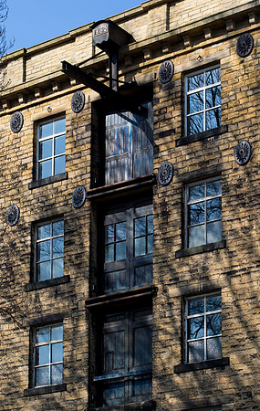 Shaw Lodge Mills